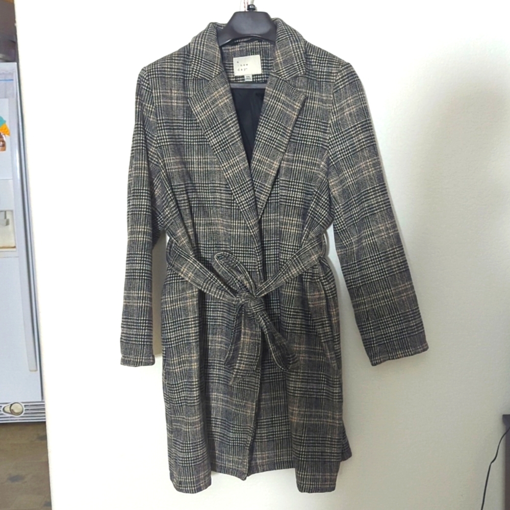A New Day Plaid Trenchcoat, XXL